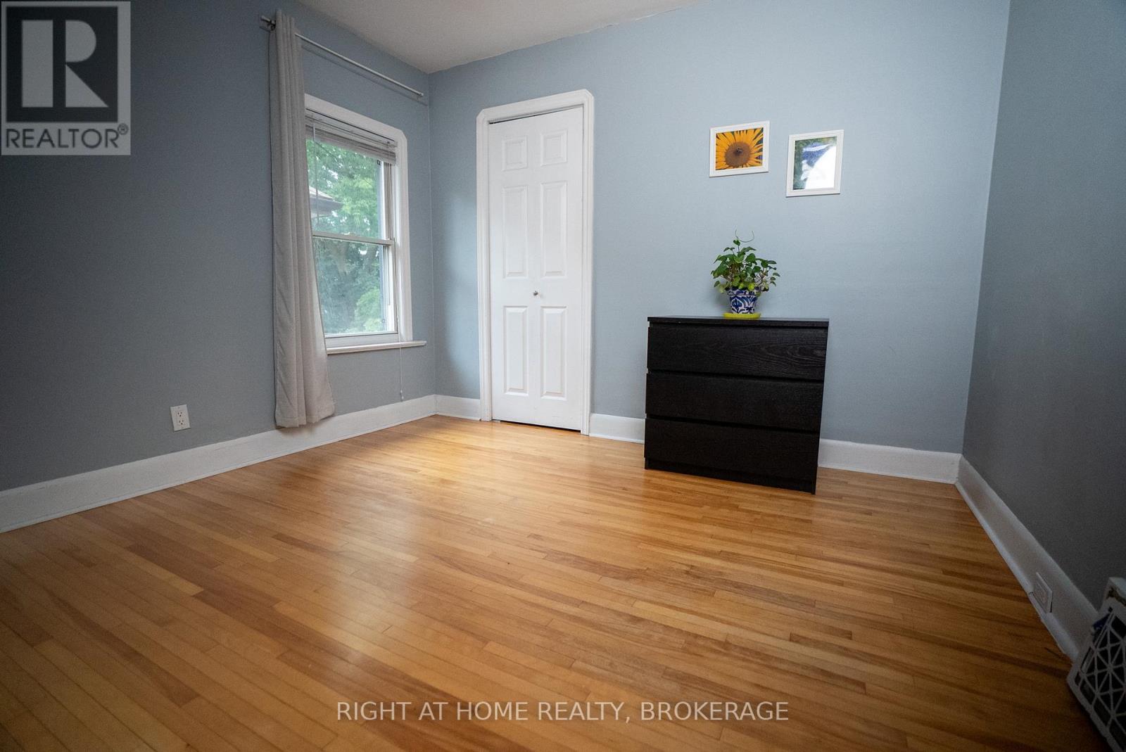 88 Chaplin Avenue, St. Catharines, Ontario  L2R 2E7 - Photo 25 - X12932092