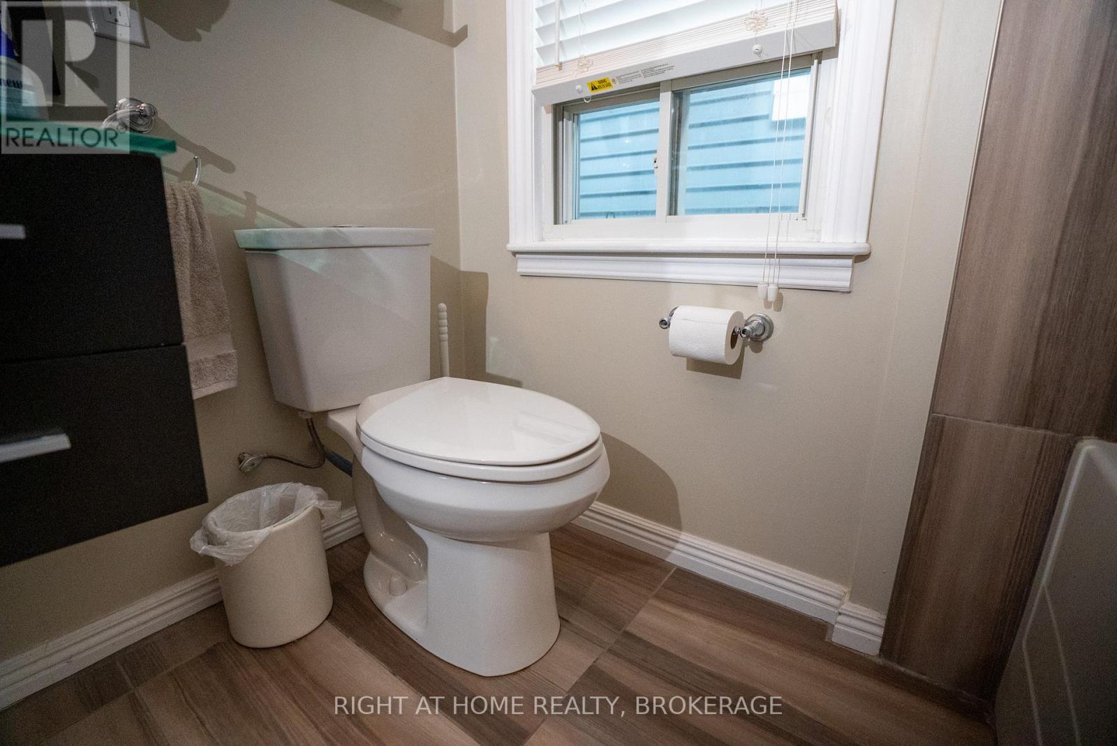 88 Chaplin Avenue, St. Catharines, Ontario  L2R 2E7 - Photo 27 - X12932092