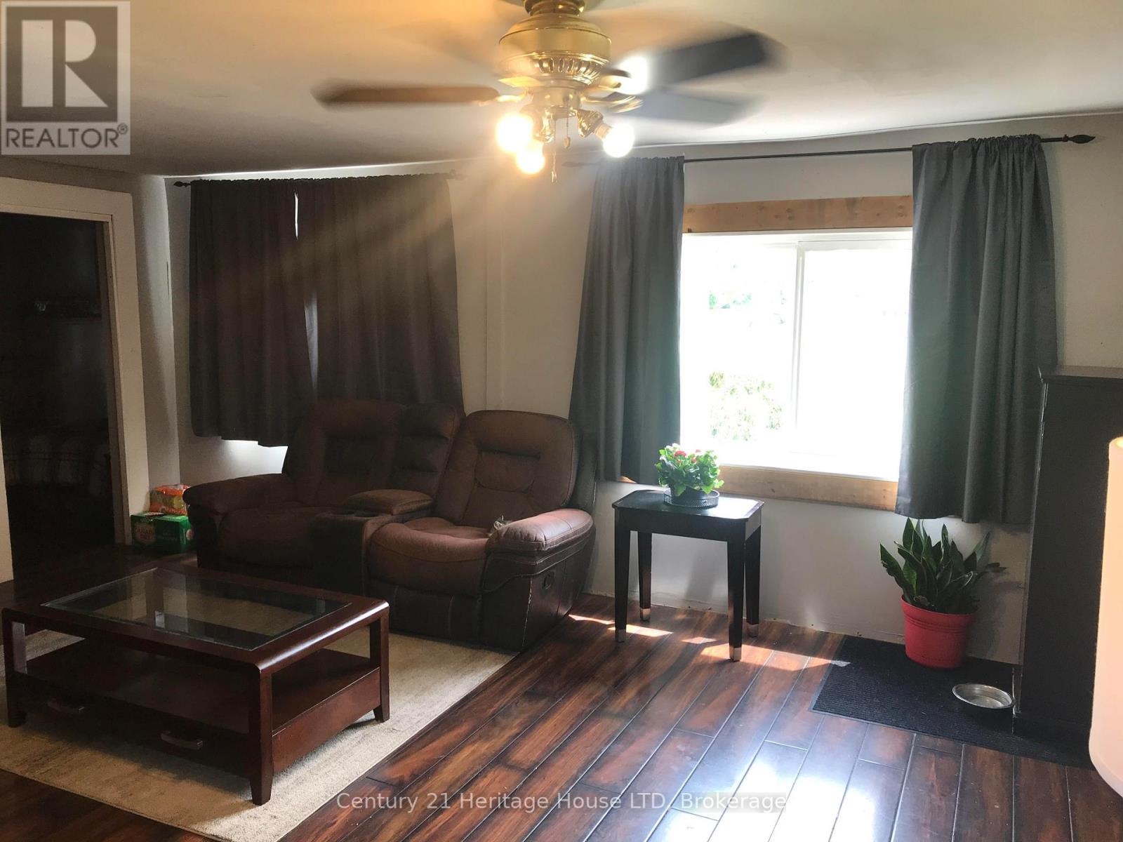 223 Bernard Avenue, Fort Erie, Ontario  L0S 1N0 - Photo 13 - X12932156