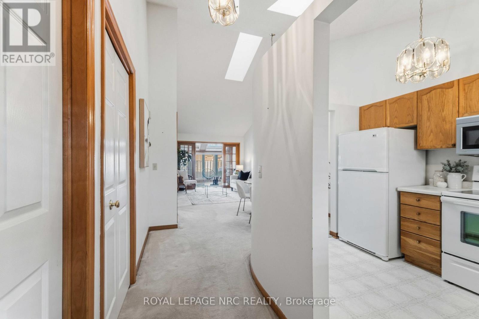 8 - 4115 Apple Blossom Lane, Lincoln, Ontario  L0R 2C0 - Photo 5 - X12932240