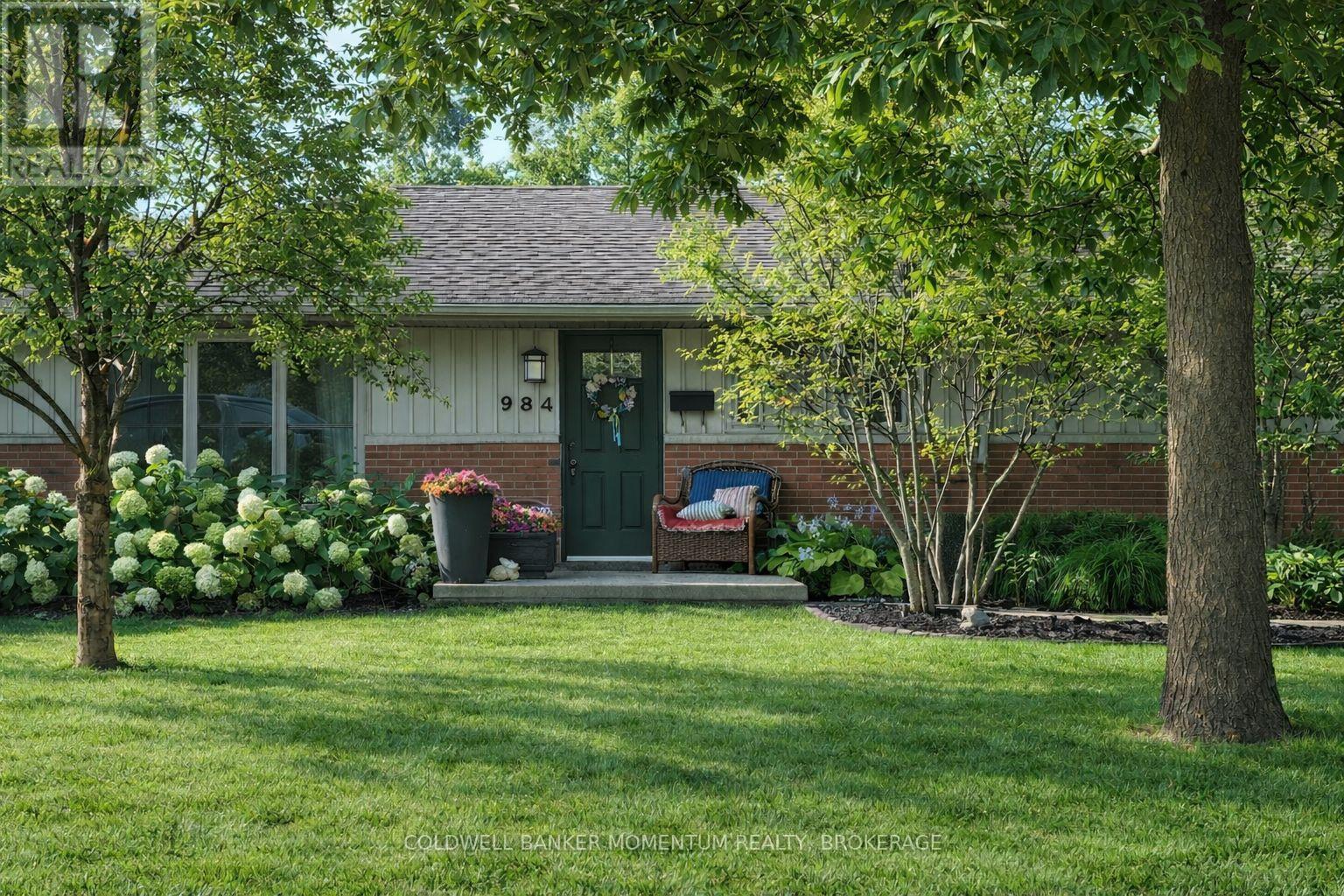 984 PLANTATION ROAD, London North, Ontario