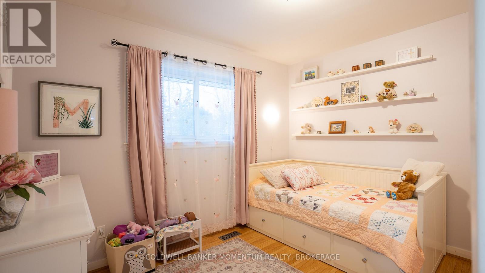 984 Plantation Road, London North, Ontario  N6H 2Y4 - Photo 22 - X12932258