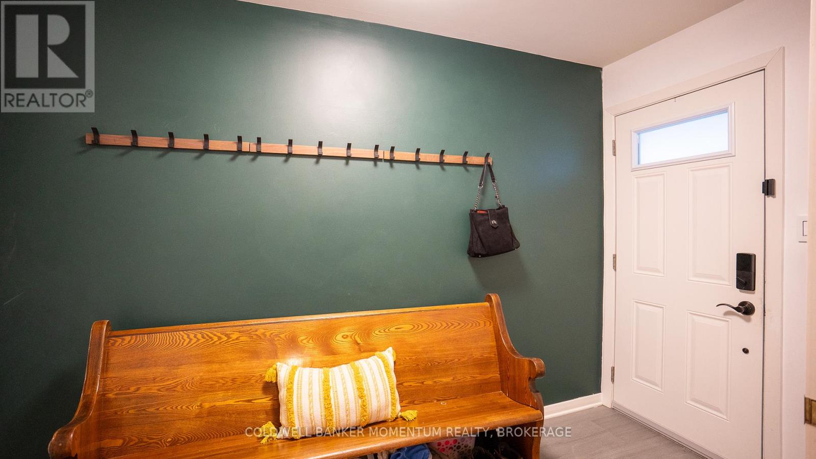 984 Plantation Road, London North, Ontario  N6H 2Y4 - Photo 3 - X12932258