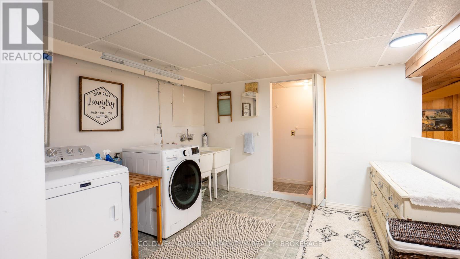 984 Plantation Road, London North, Ontario  N6H 2Y4 - Photo 34 - X12932258