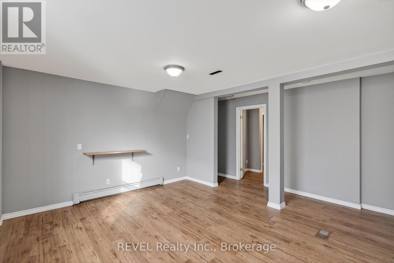 229 Main Street W, Port Colborne, Ontario  L3K 3V7 - Photo 10 - X12933800