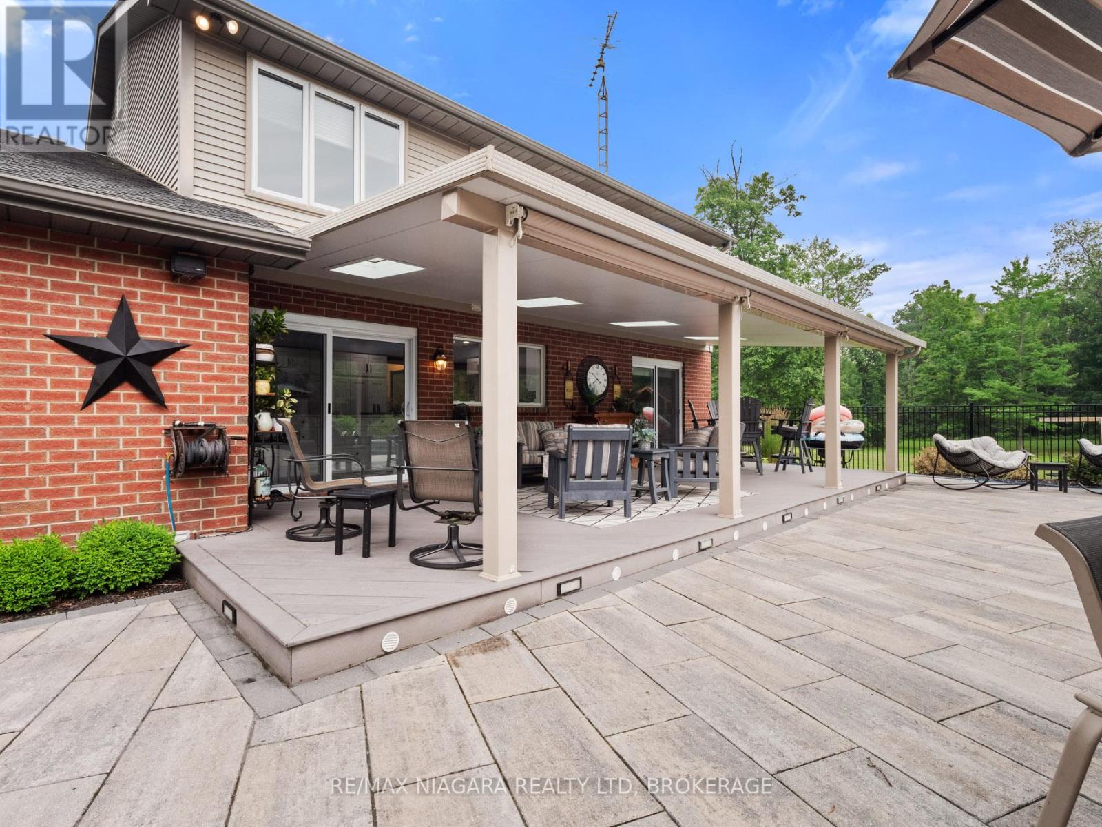 2738 Moyer Street, Pelham, Ontario  L0S 1C0 - Photo 8 - X12935432