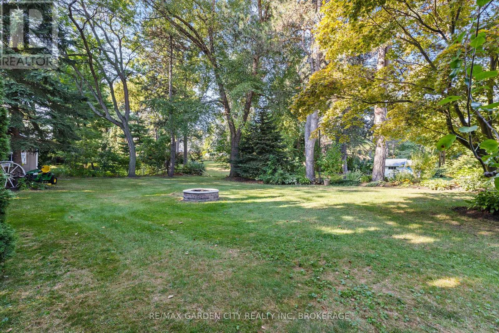 629 Penner Street, Niagara-On-The-Lake, Ontario  L0S 1T0 - Photo 31 - X12938270