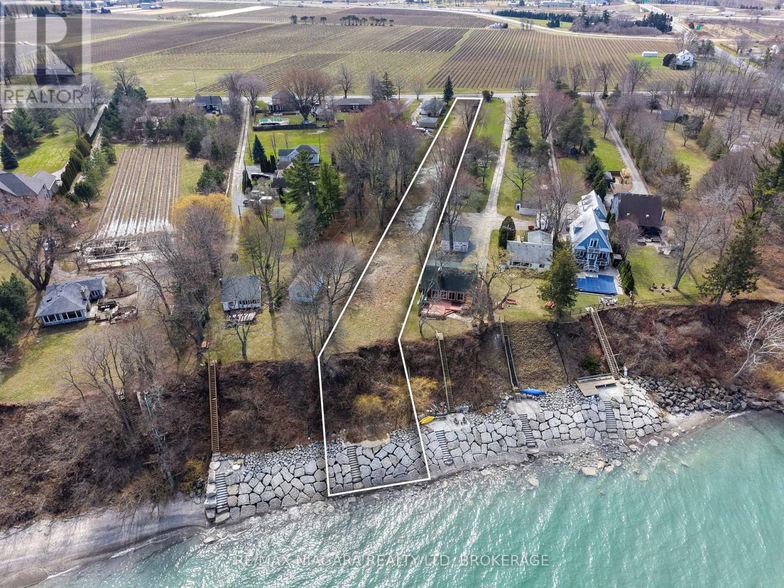 1204 LAKESHORE ROAD W, St. Catharines, Ontario