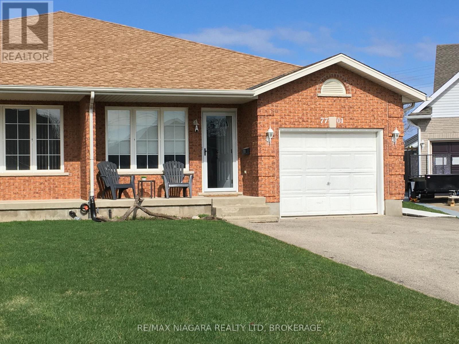 7701 Cortina Crescent, Niagara Falls, Ontario  L2H 3B4 - Photo 3 - X12940370