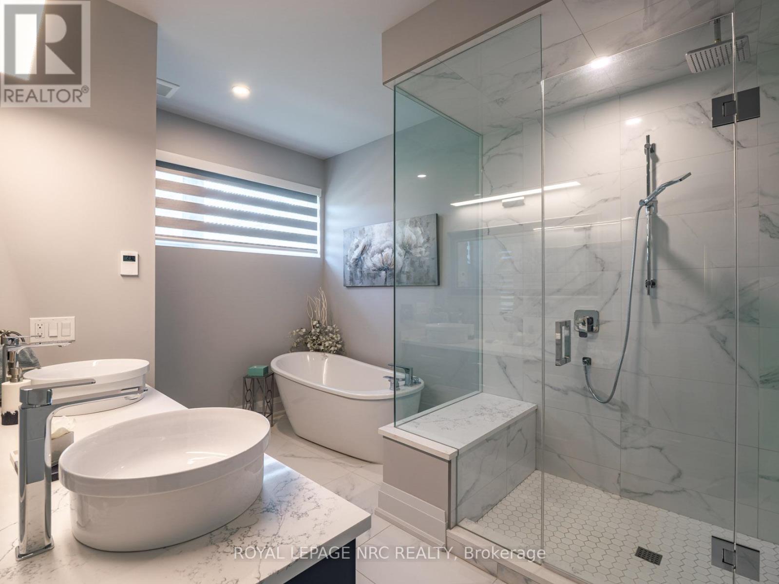 2 Fedorkow Lane, Niagara-On-The-Lake, Ontario  L0S 1P0 - Photo 27 - X12940376