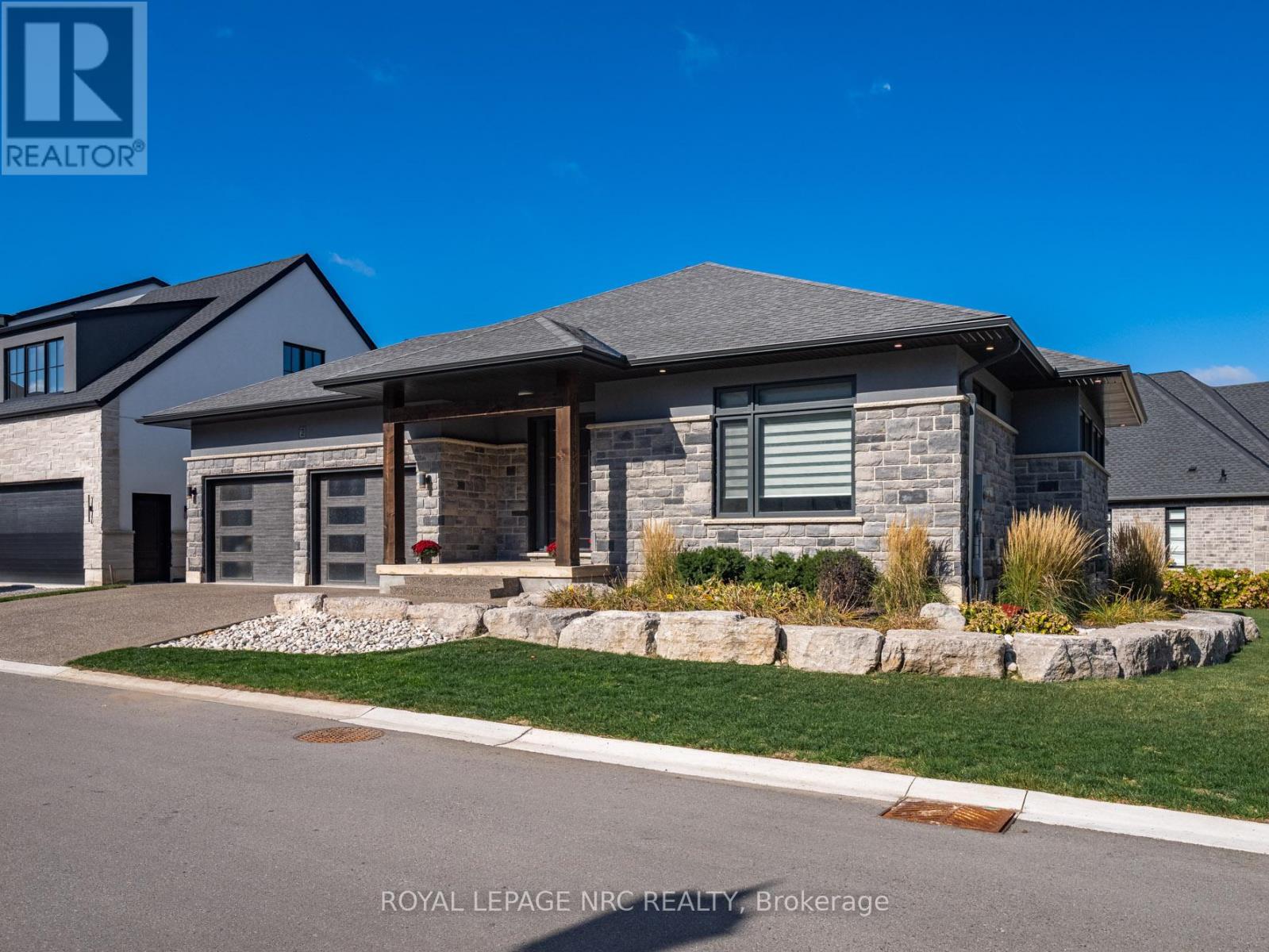 2 Fedorkow Lane, Niagara-On-The-Lake, Ontario  L0S 1P0 - Photo 3 - X12940376