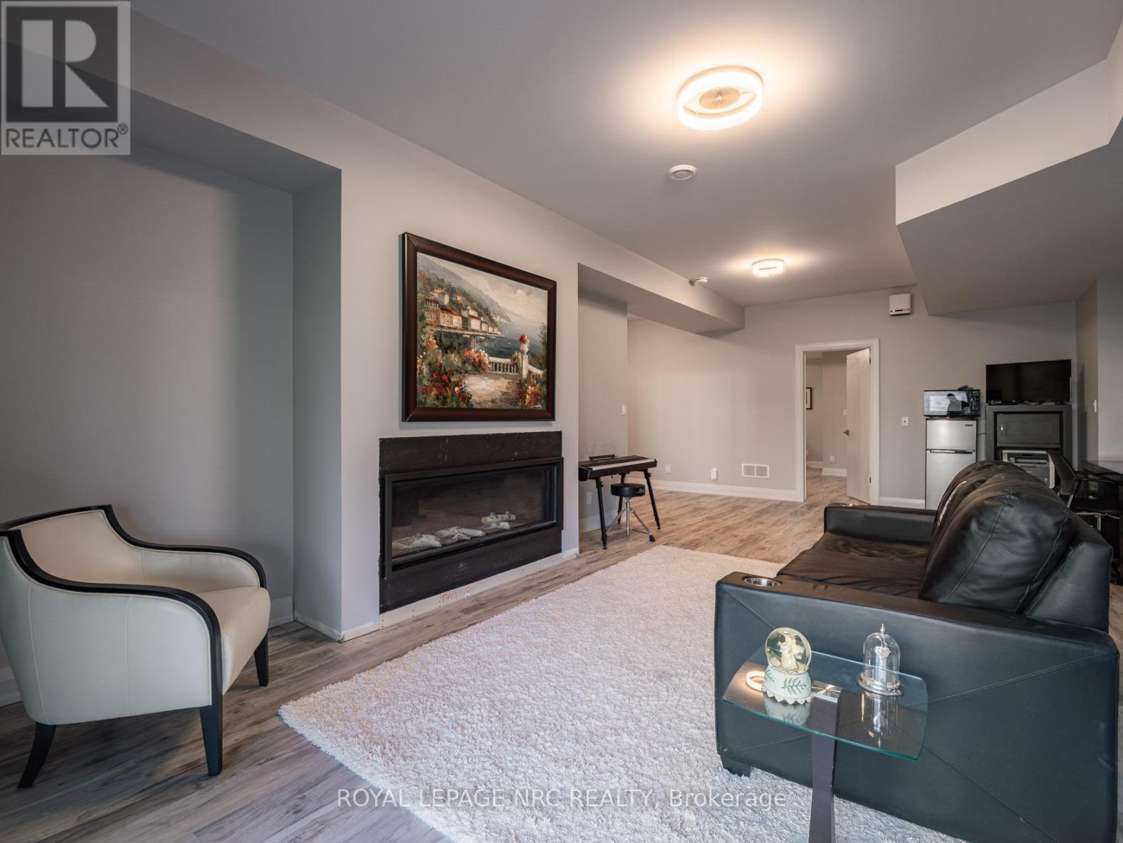 2 Fedorkow Lane, Niagara-On-The-Lake, Ontario  L0S 1P0 - Photo 33 - X12940376