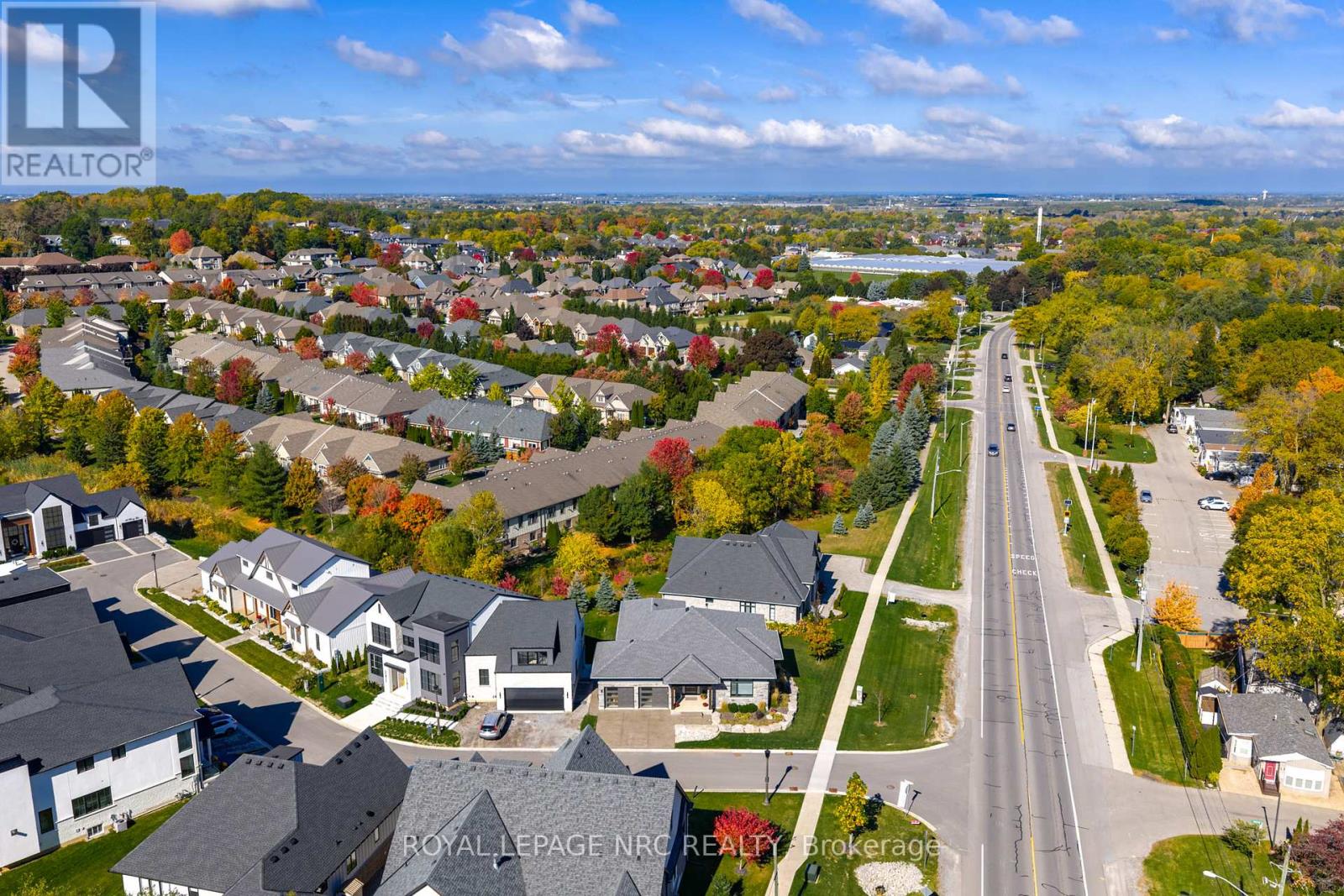 2 Fedorkow Lane, Niagara-On-The-Lake, Ontario  L0S 1P0 - Photo 48 - X12940376