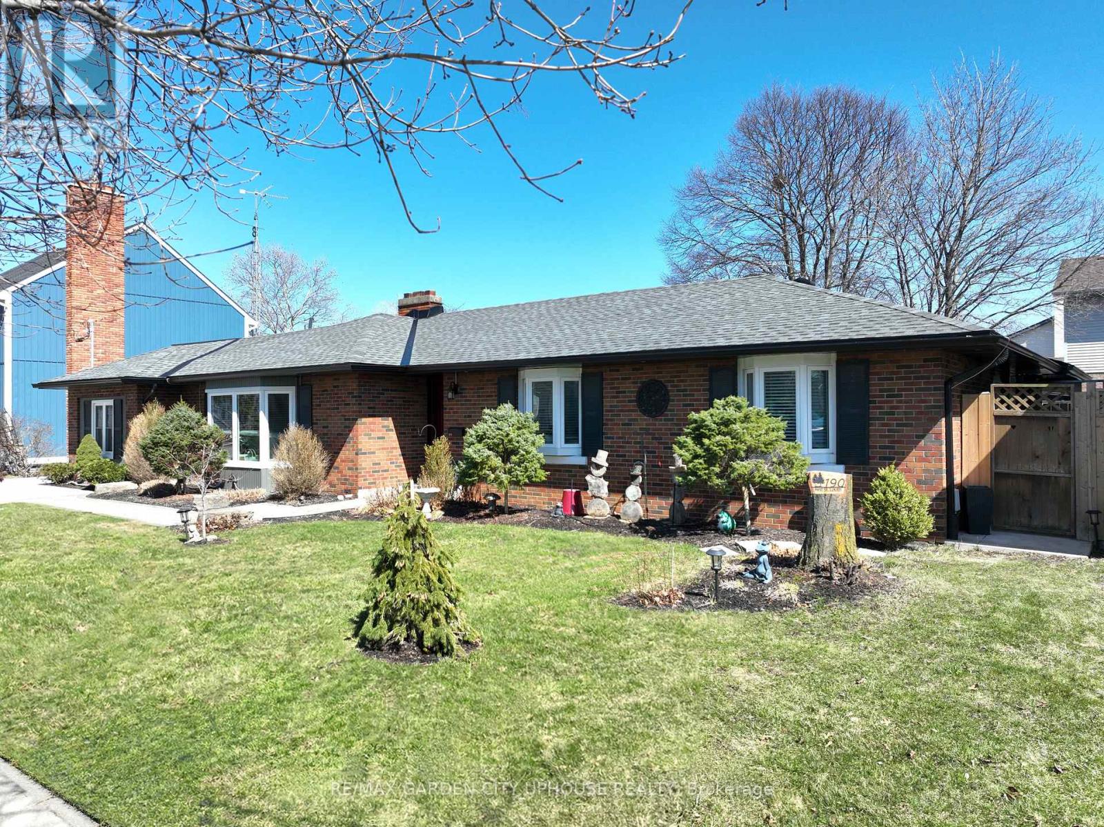 190 FIRST STREET LOUTH STREET, St. Catharines, Ontario