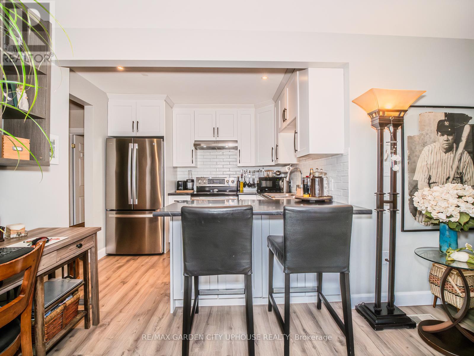 190 First Street Louth Street, St. Catharines, Ontario  L2S 0A6 - Photo 16 - X12940976