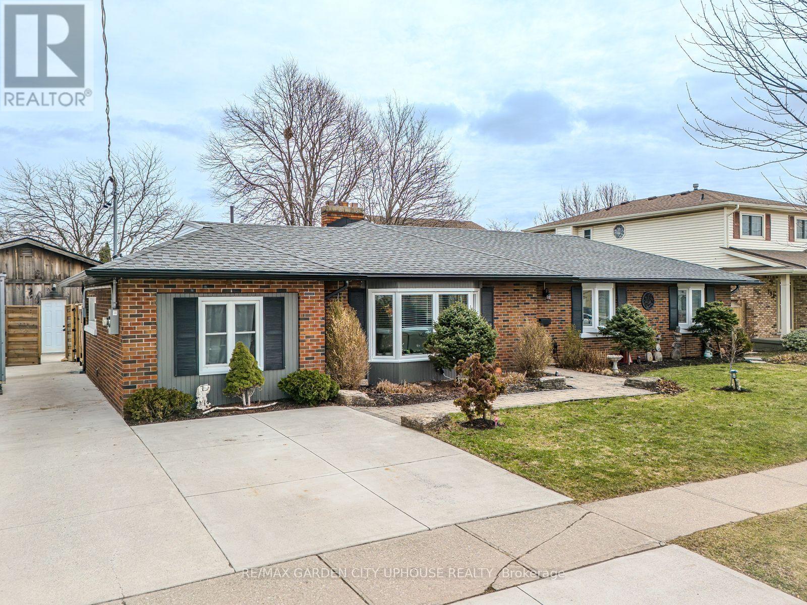 190 First Street Louth Street, St. Catharines, Ontario  L2S 0A6 - Photo 27 - X12940976