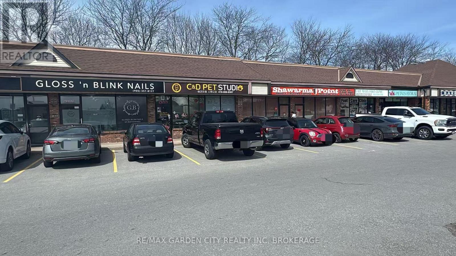 4 - 595 CARLTON STREET, St. Catharines, Ontario