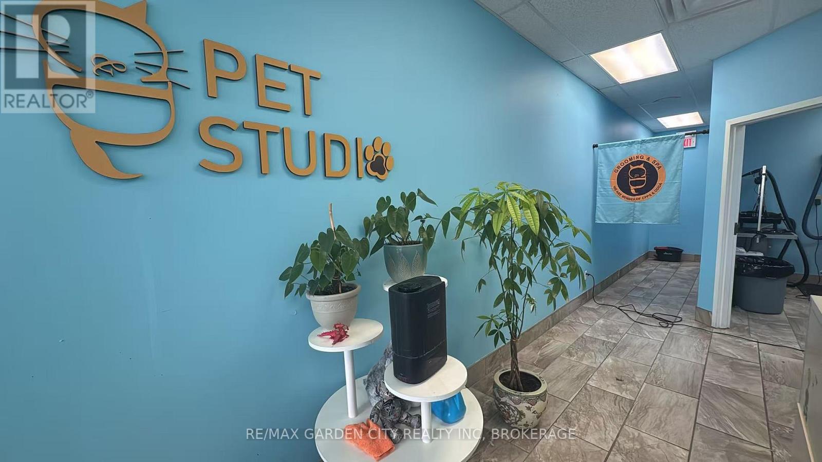 4 - 595 Carlton Street, St. Catharines, Ontario  L2M 4Y2 - Photo 13 - X12941576