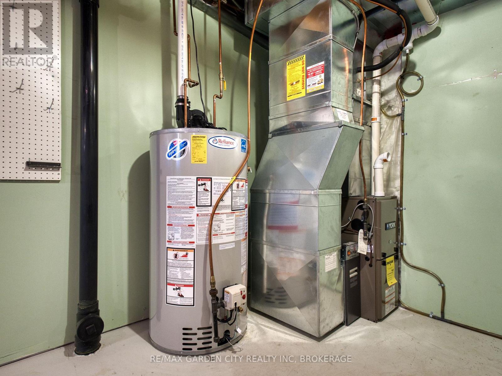 39 Vintners Lane, Grimsby, Ontario  L3M 5N7 - Photo 34 - X12942418