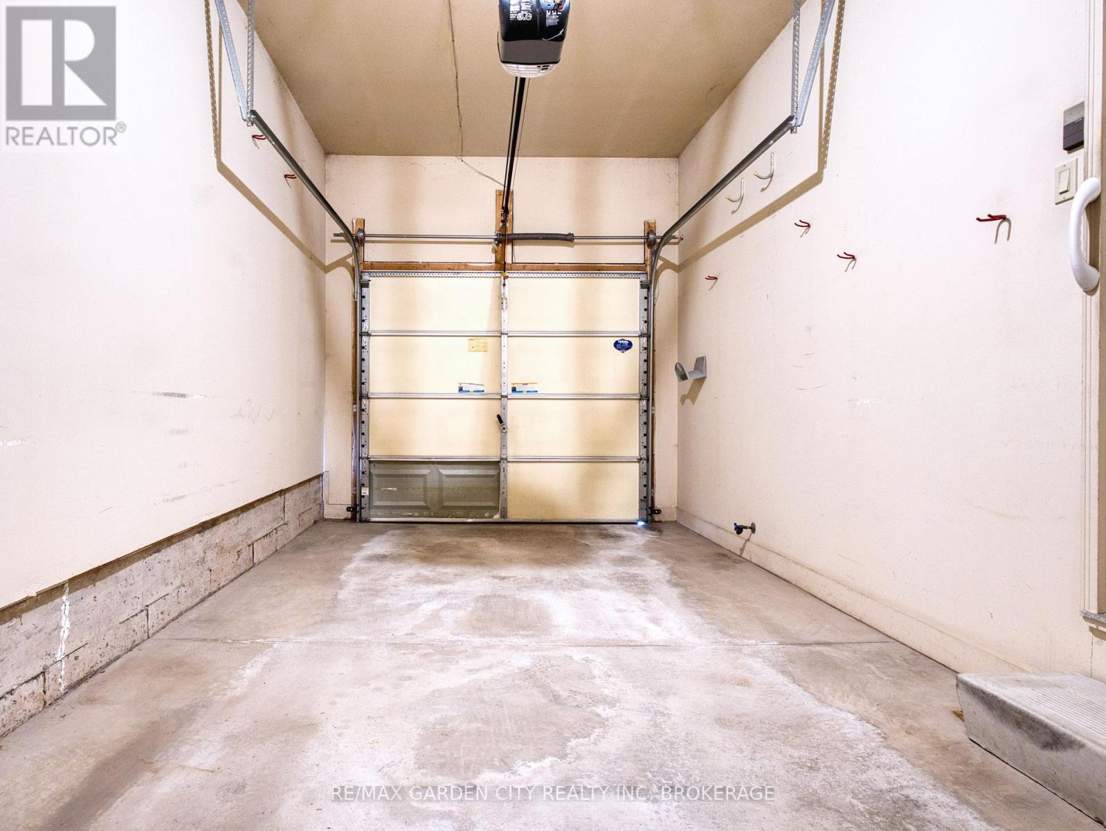 39 Vintners Lane, Grimsby, Ontario  L3M 5N7 - Photo 35 - X12942418