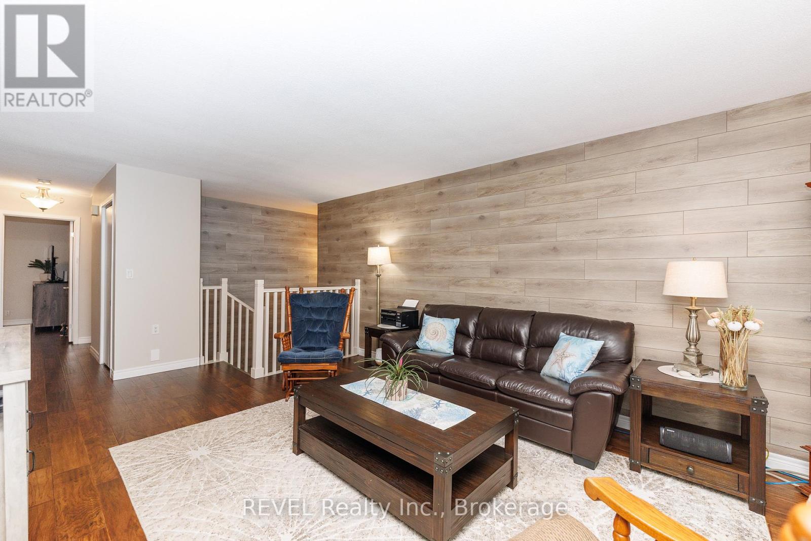 323 Barrick Road, Port Colborne, Ontario  L3K 4B6 - Photo 5 - X12942542