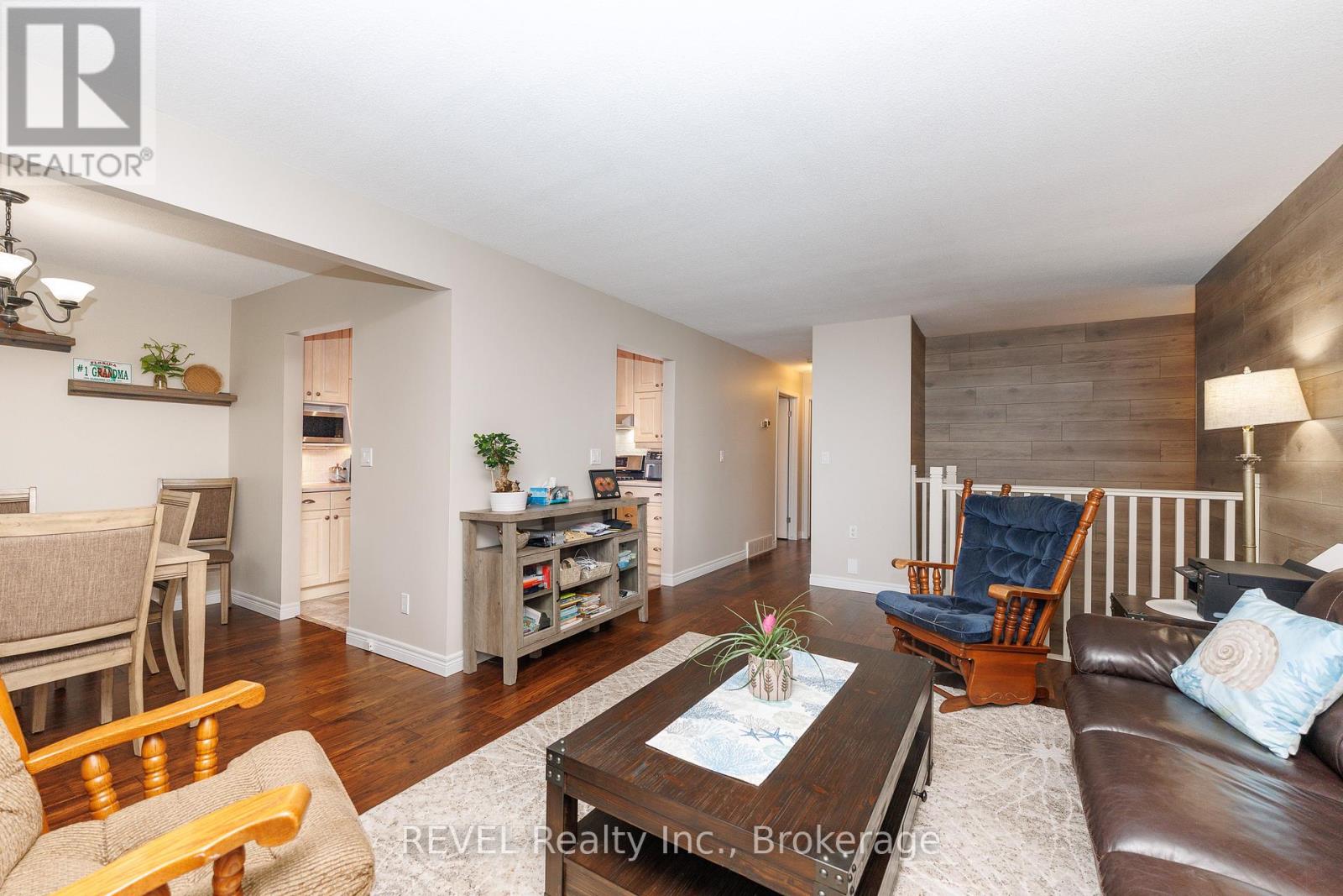 323 Barrick Road, Port Colborne, Ontario  L3K 4B6 - Photo 6 - X12942542