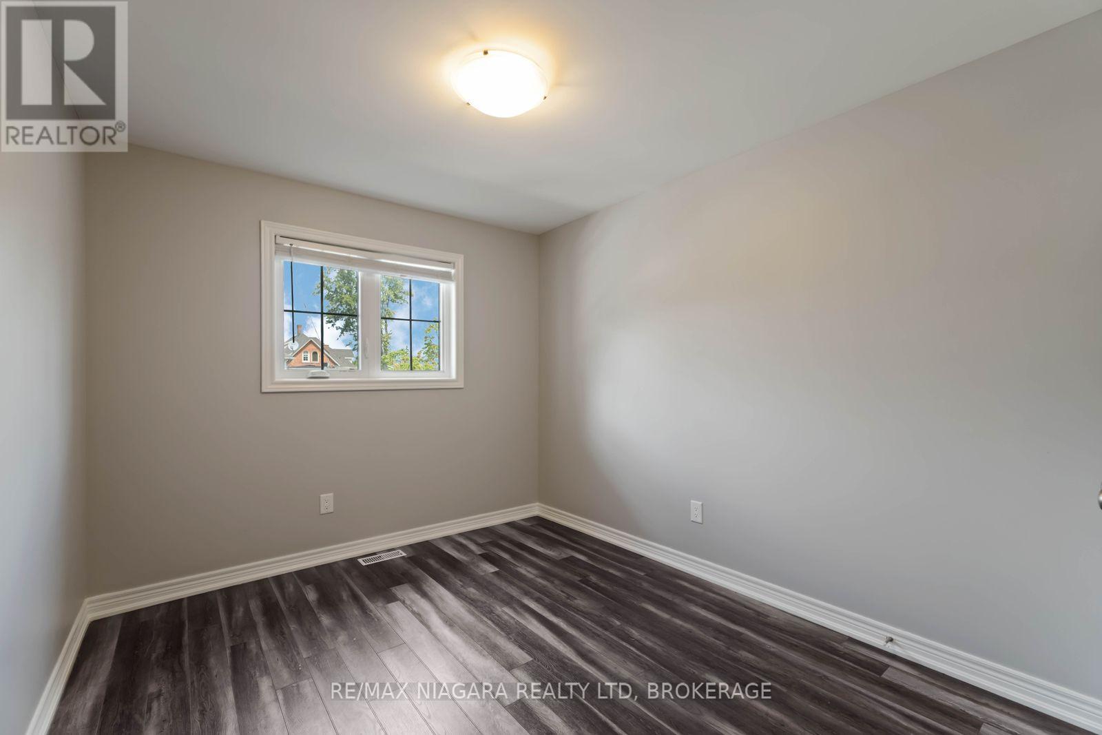 81 Grove Street, Welland, Ontario  L3B 4B3 - Photo 22 - X12942864
