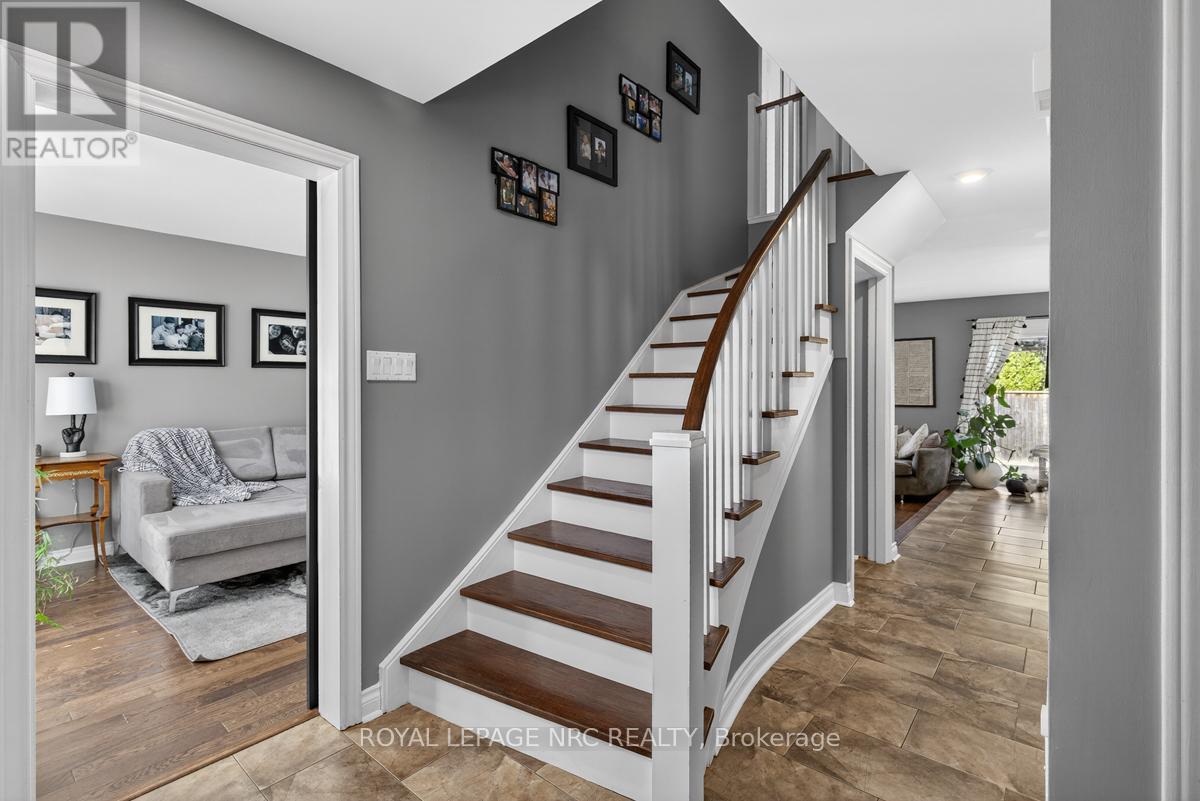 20 Cheritan Court, St. Catharines, Ontario  L2N 7J8 - Photo 3 - X12948022