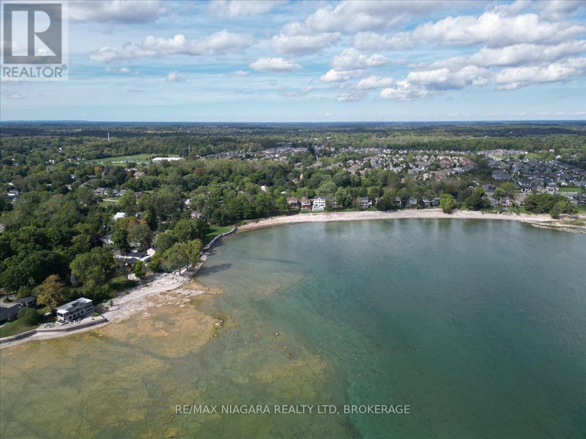 3585 Yacht Harbour Road, Fort Erie, Ontario  L0S 1N0 - Photo 14 - X12949060
