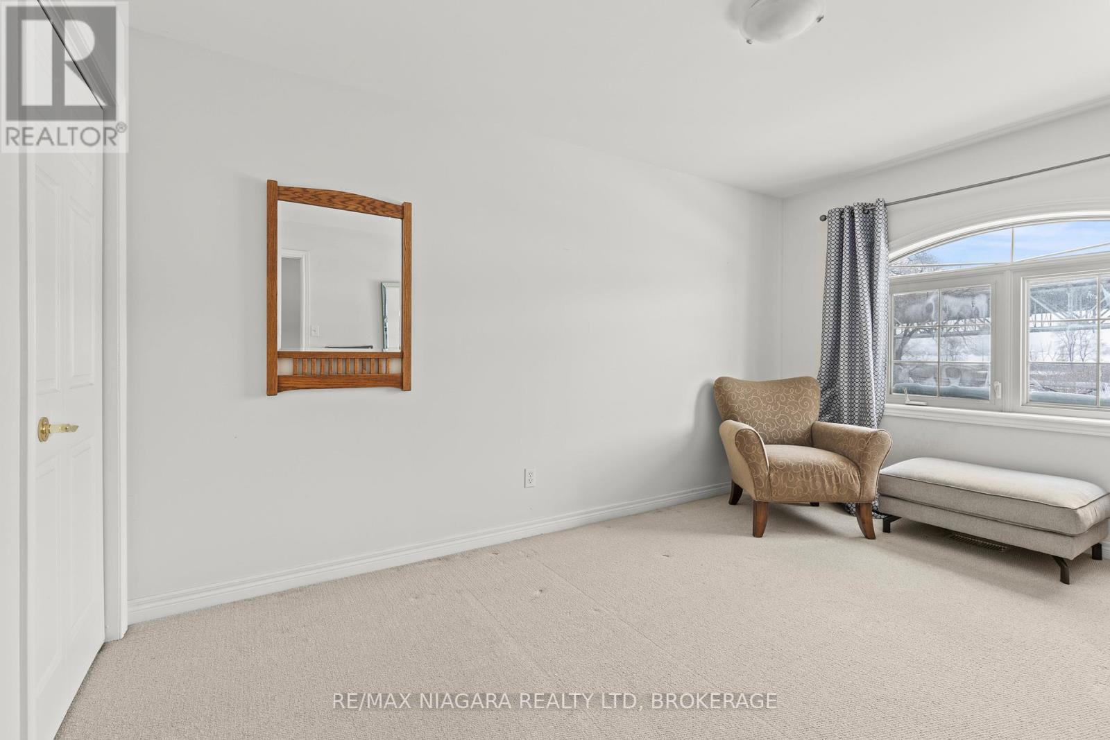 1069 Beach Boulevard, Hamilton, Ontario  L8H 6Z9 - Photo 18 - X12950128