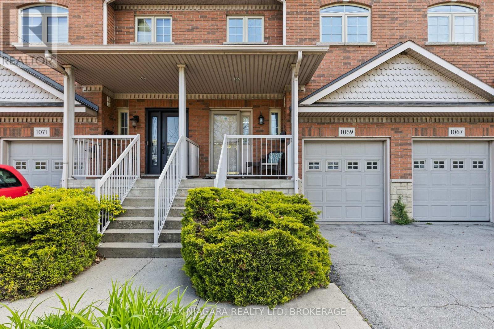 1069 Beach Boulevard, Hamilton, Ontario  L8H 6Z9 - Photo 5 - X12950128