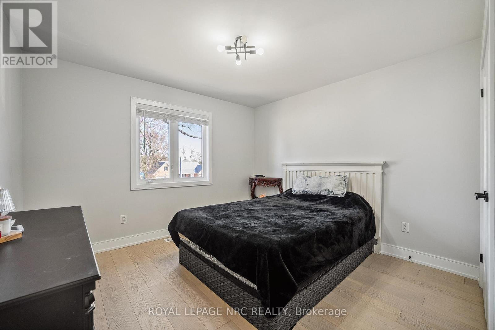 668 Quaker Road, Welland, Ontario  L3C 3H2 - Photo 19 - X12950198