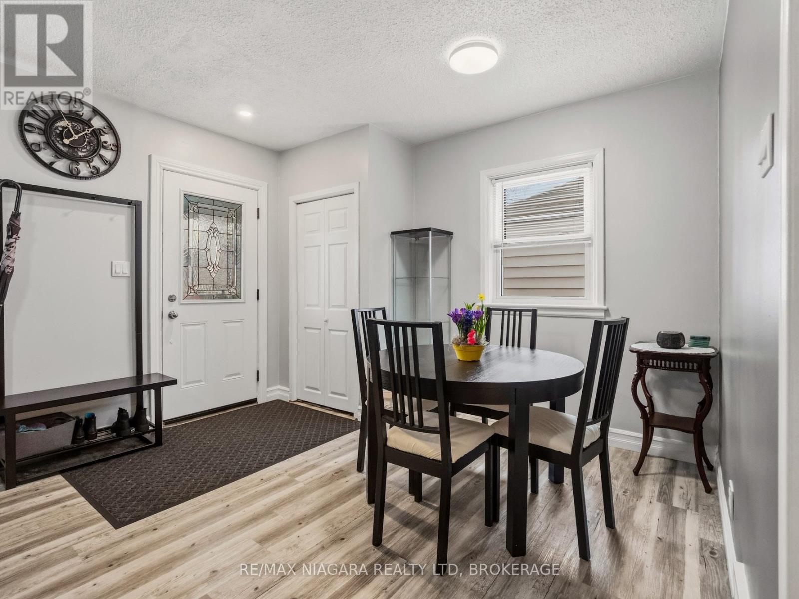 198 Murray Street, Fort Erie, Ontario  L2A 2B6 - Photo 5 - X12953540