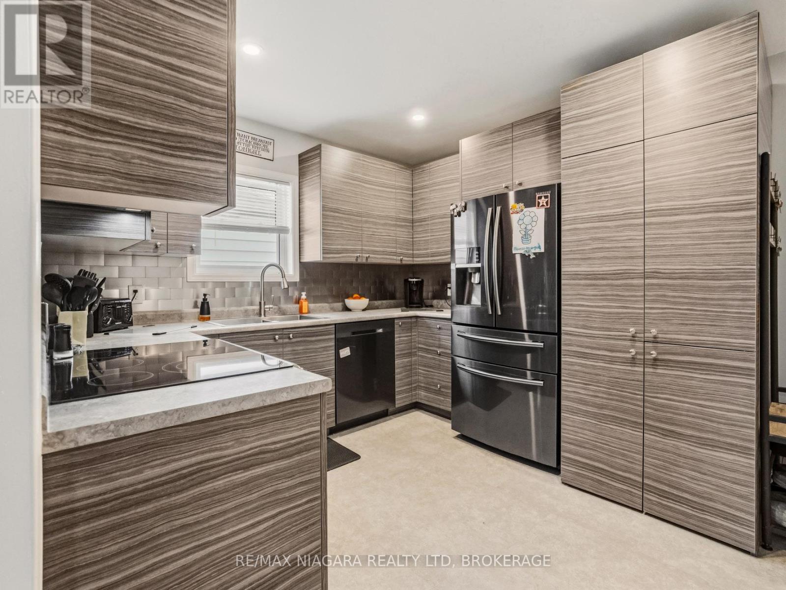 198 Murray Street, Fort Erie, Ontario  L2A 2B6 - Photo 7 - X12953540