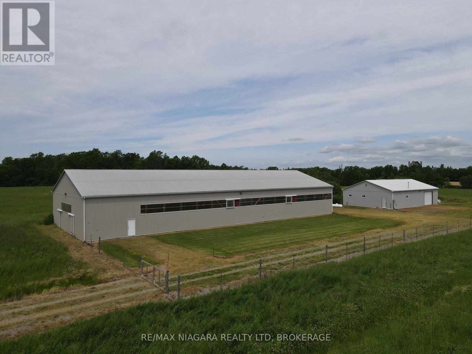 4300 Gilmore Road, Fort Erie, Ontario  L0S 1S0 - Photo 4 - X12953612