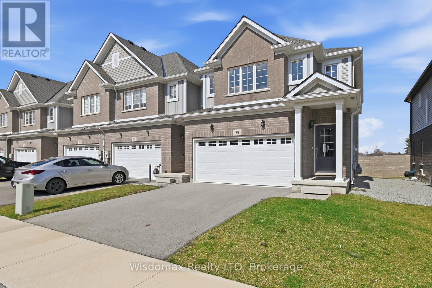 29 Bur Oak Drive, Thorold, Ontario  L2V 0V5 - Photo 3 - X12956700