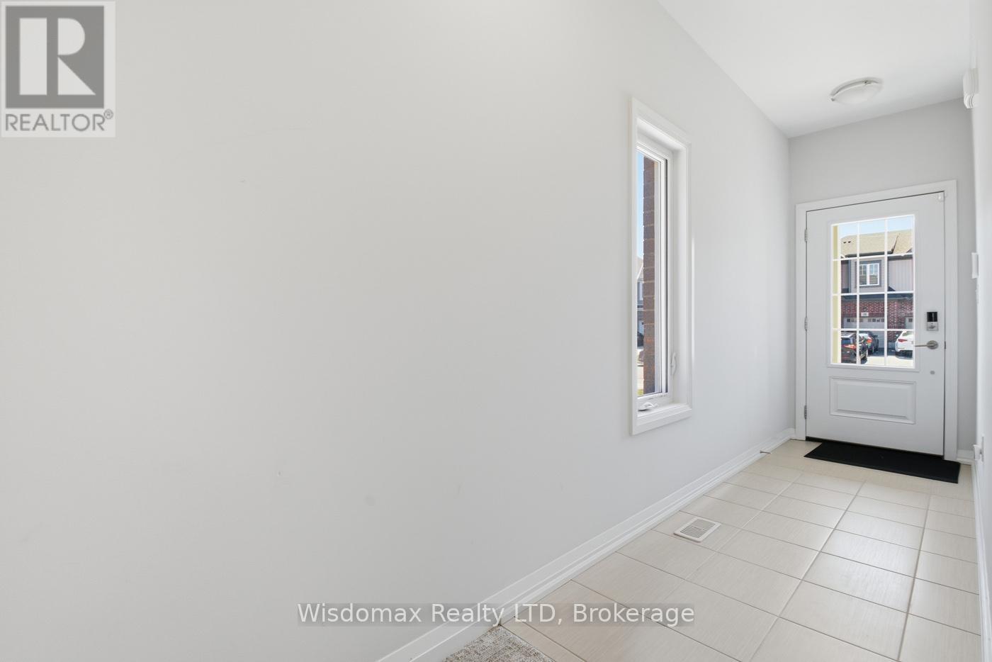 29 Bur Oak Drive, Thorold, Ontario  L2V 0V5 - Photo 5 - X12956700