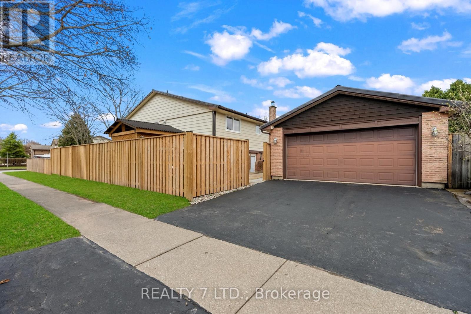 6479 Burwood Avenue, Niagara Falls, Ontario  L2H 1Z6 - Photo 30 - X12959206