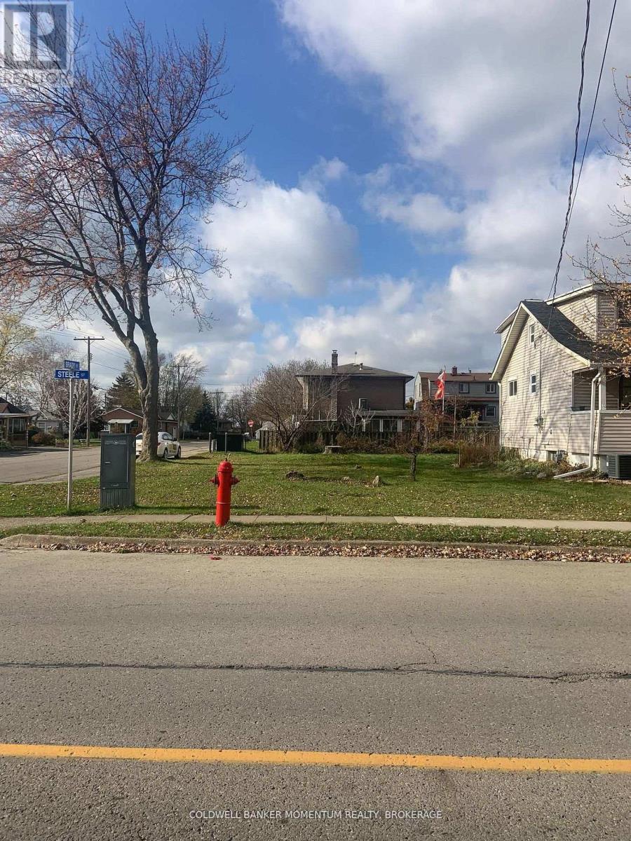 652 Steele Street, Port Colborne, Ontario  L3K 4Y9 - Photo 4 - X12960030