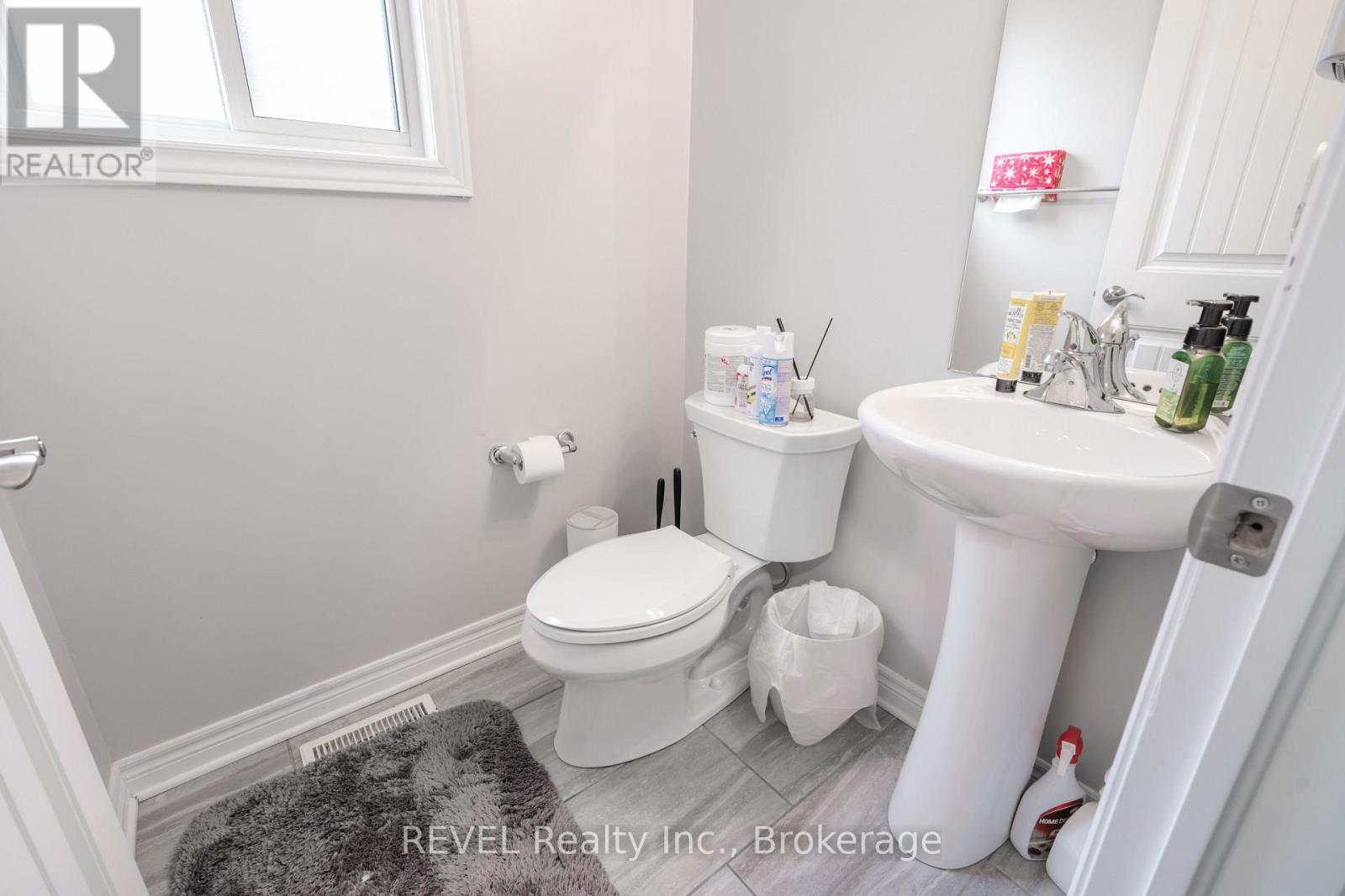 29 Bergenstein Crescent, Pelham, Ontario  L0S 1E6 - Photo 9 - X12960824