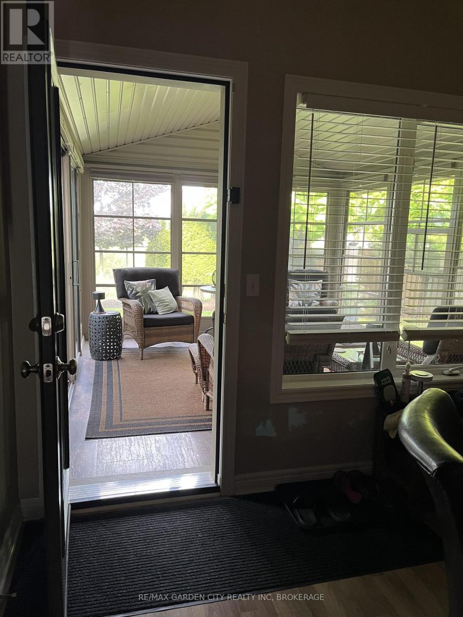 7059 Parkside Road, Niagara Falls, Ontario  L2H 3L6 - Photo 24 - X12962606