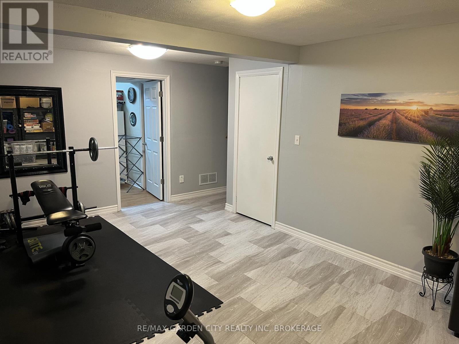7059 Parkside Road, Niagara Falls, Ontario  L2H 3L6 - Photo 37 - X12962606