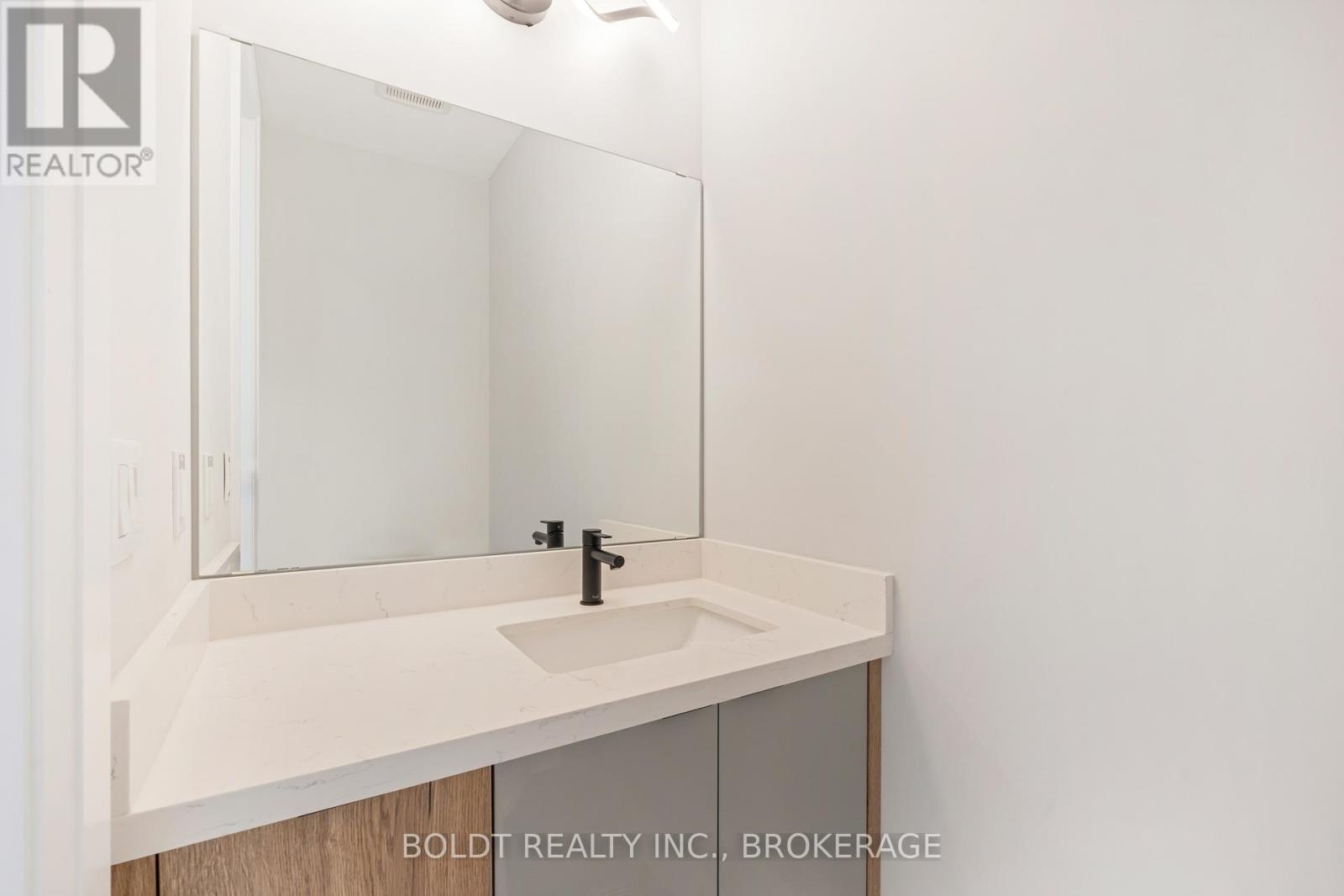 35 Wellspring Way, Pelham, Ontario  L3B 5N5 - Photo 17 - X12964590