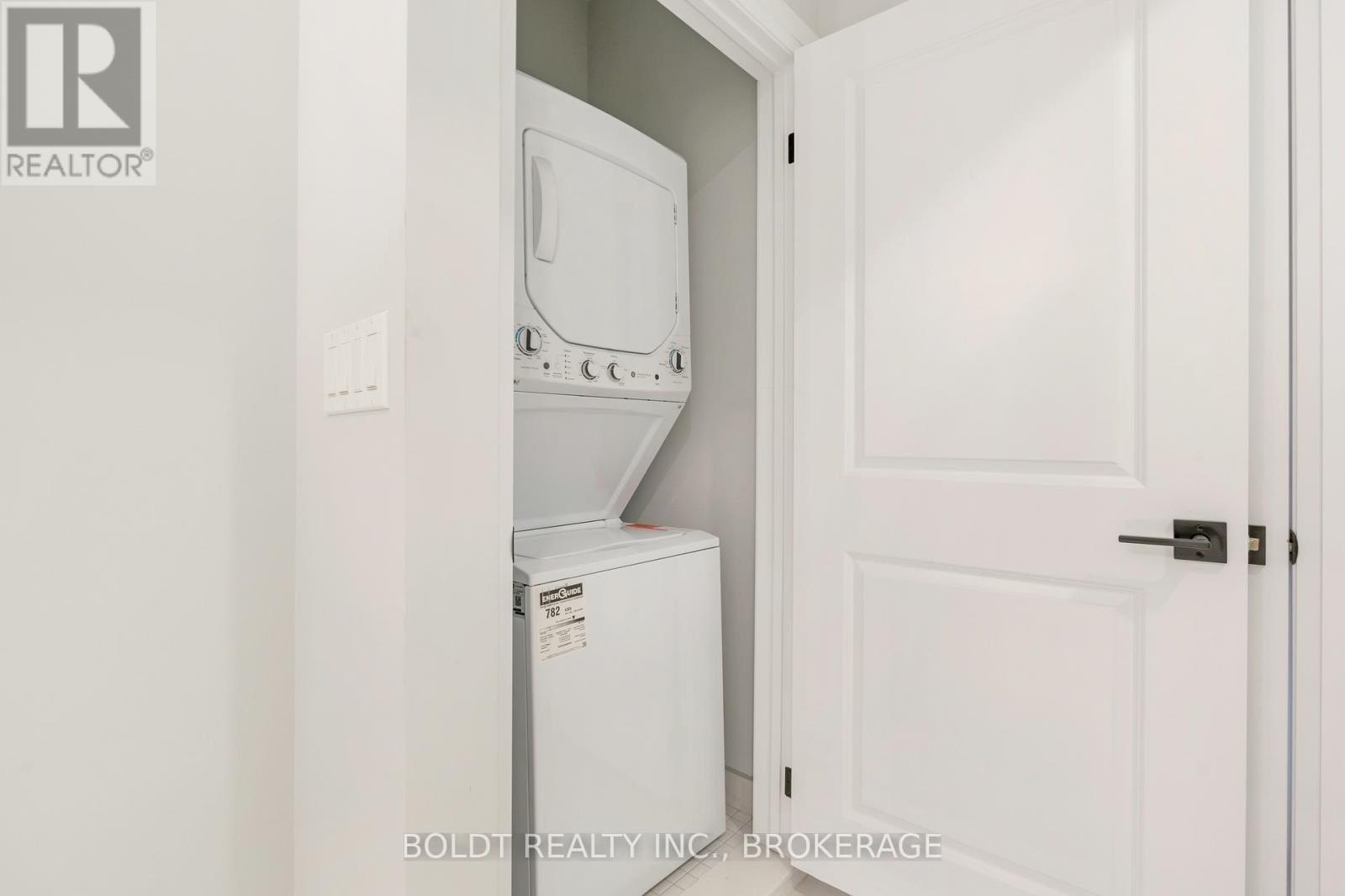 35 Wellspring Way, Pelham, Ontario  L3B 5N5 - Photo 48 - X12964590