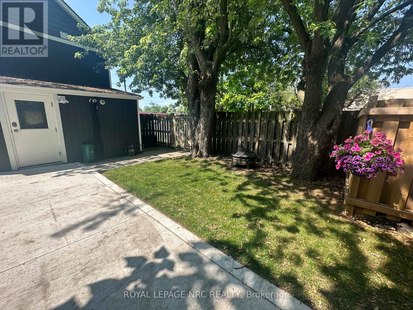 10 Thorold Road, Welland, Ontario  L3C 3T2 - Photo 21 - X12965398