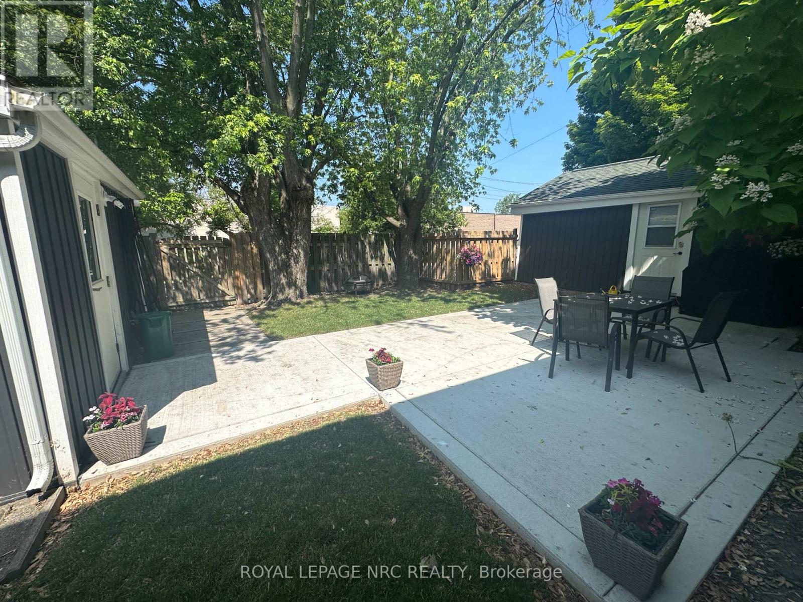 10 Thorold Road, Welland, Ontario  L3C 3T2 - Photo 24 - X12965398