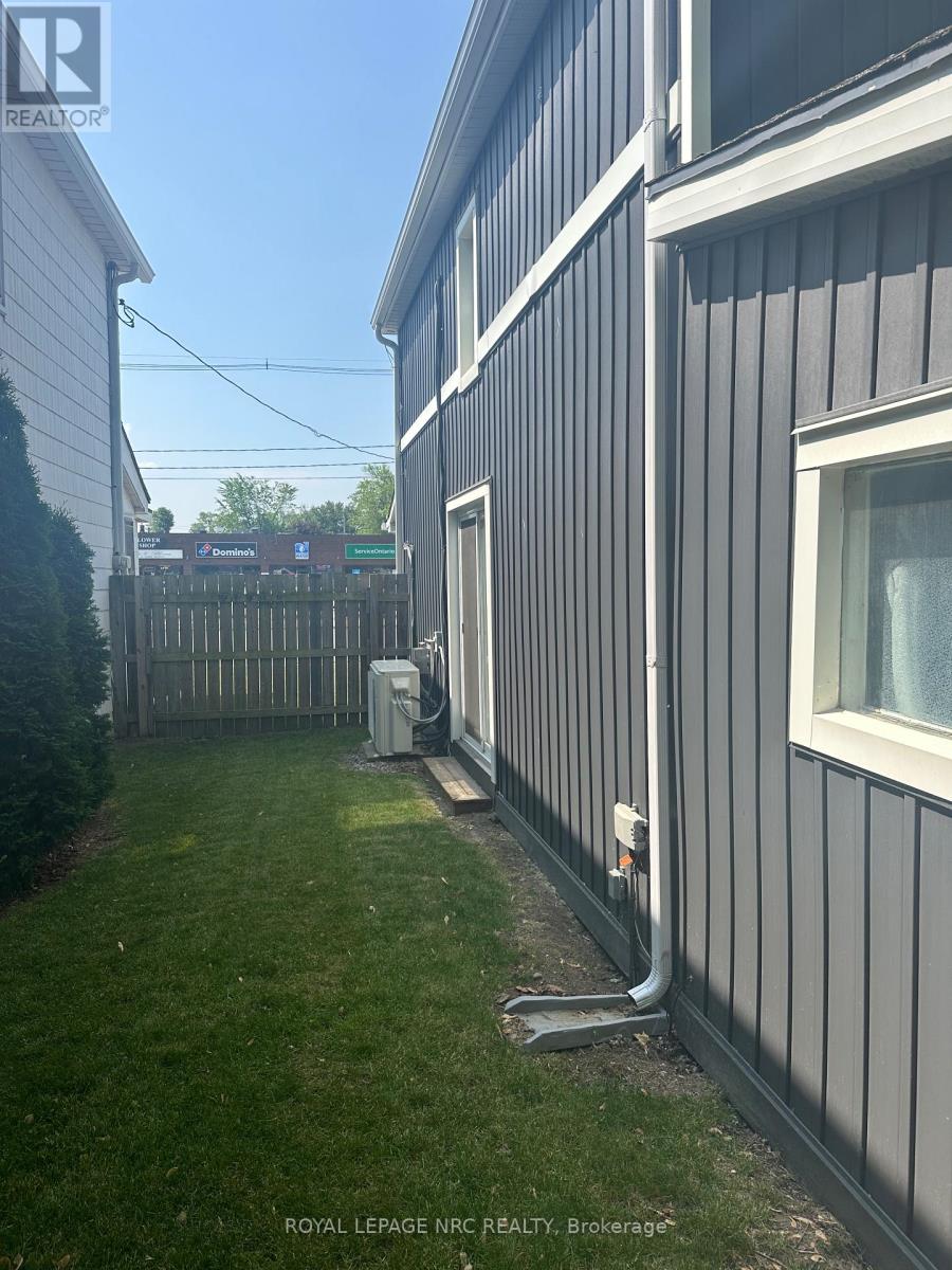 10 Thorold Road, Welland, Ontario  L3C 3T2 - Photo 27 - X12965398