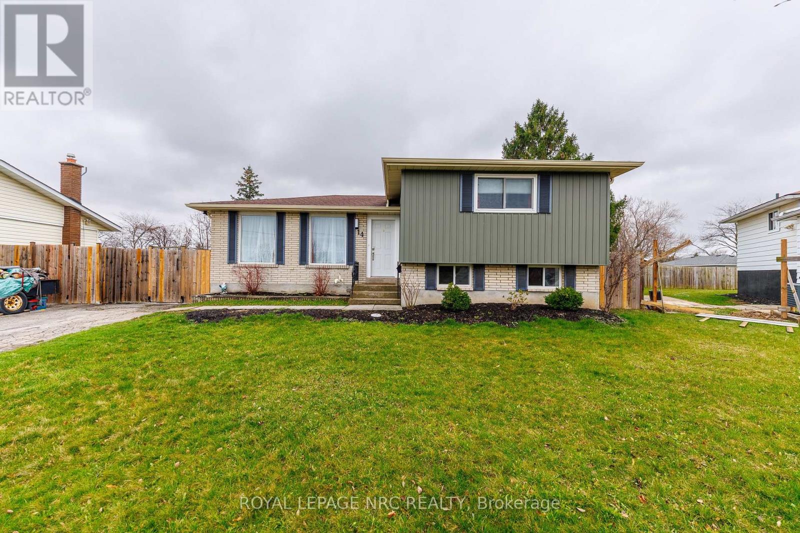 14 ROXBOROUGH COURT, St. Catharines, Ontario