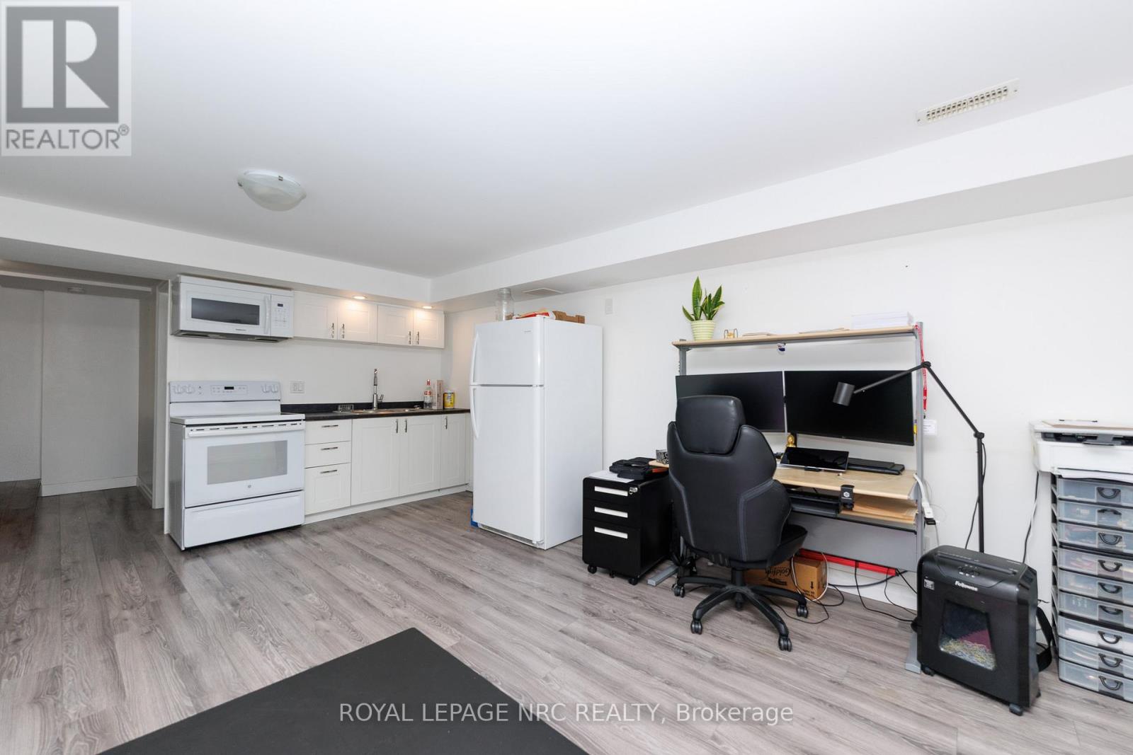 14 Roxborough Court, St. Catharines, Ontario  L2M 6E3 - Photo 22 - X12965424