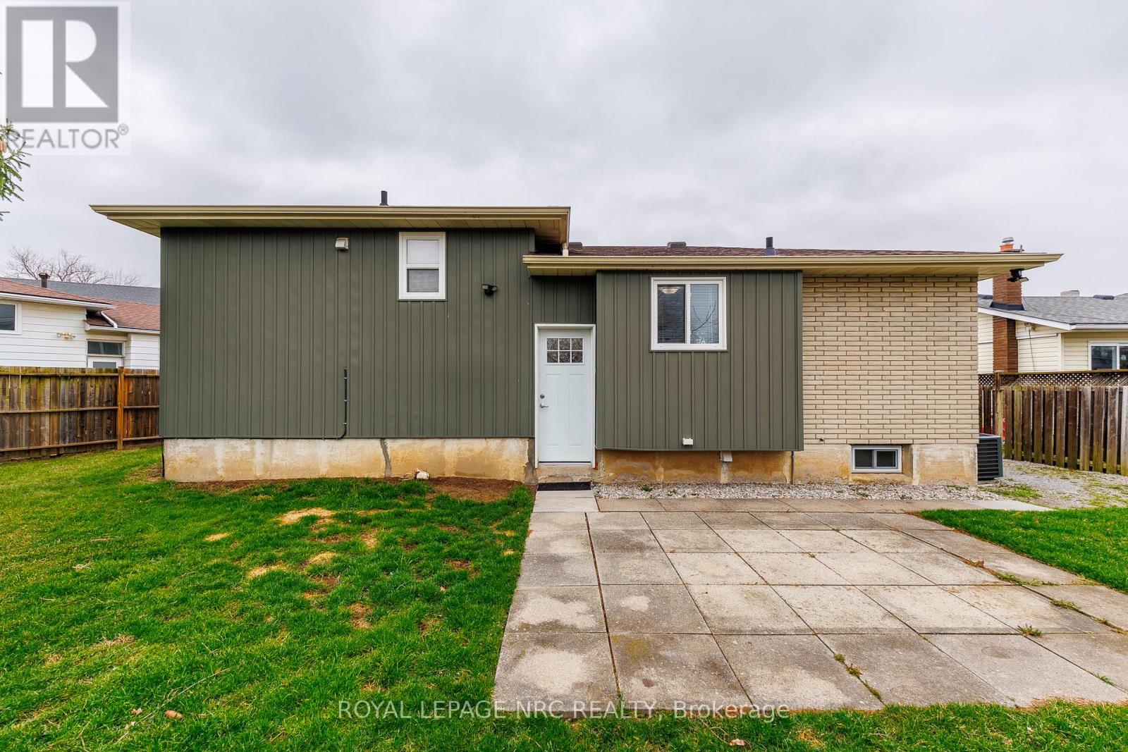 14 Roxborough Court, St. Catharines, Ontario  L2M 6E3 - Photo 32 - X12965424